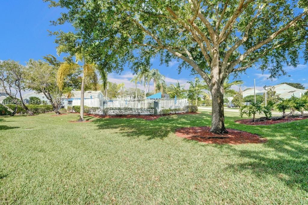 8465 Waterford Circle, Tamarac, FL 33321 photo 22