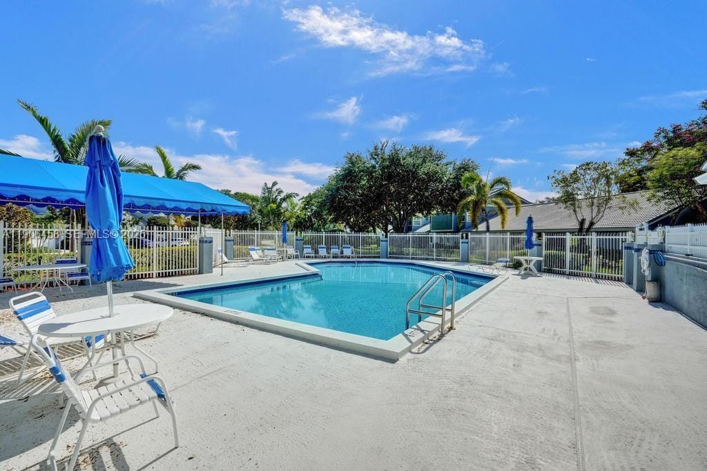 8465 Waterford Circle, Tamarac, FL 33321 photo 23