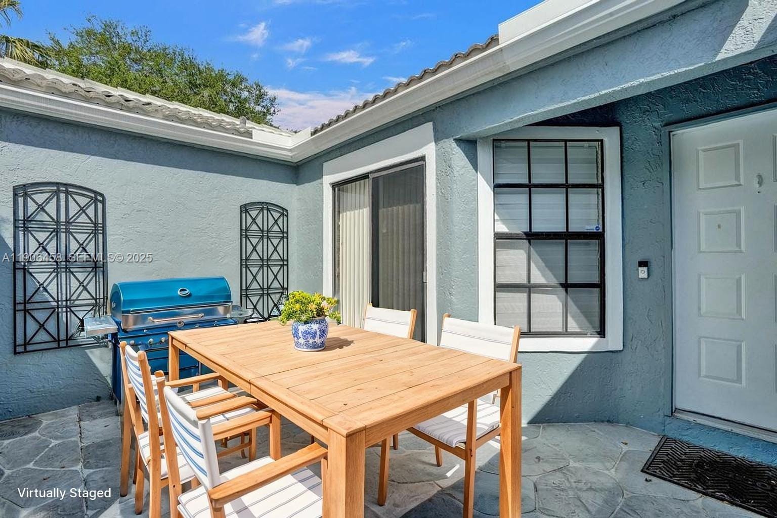 8465 Waterford Circle — photo 5