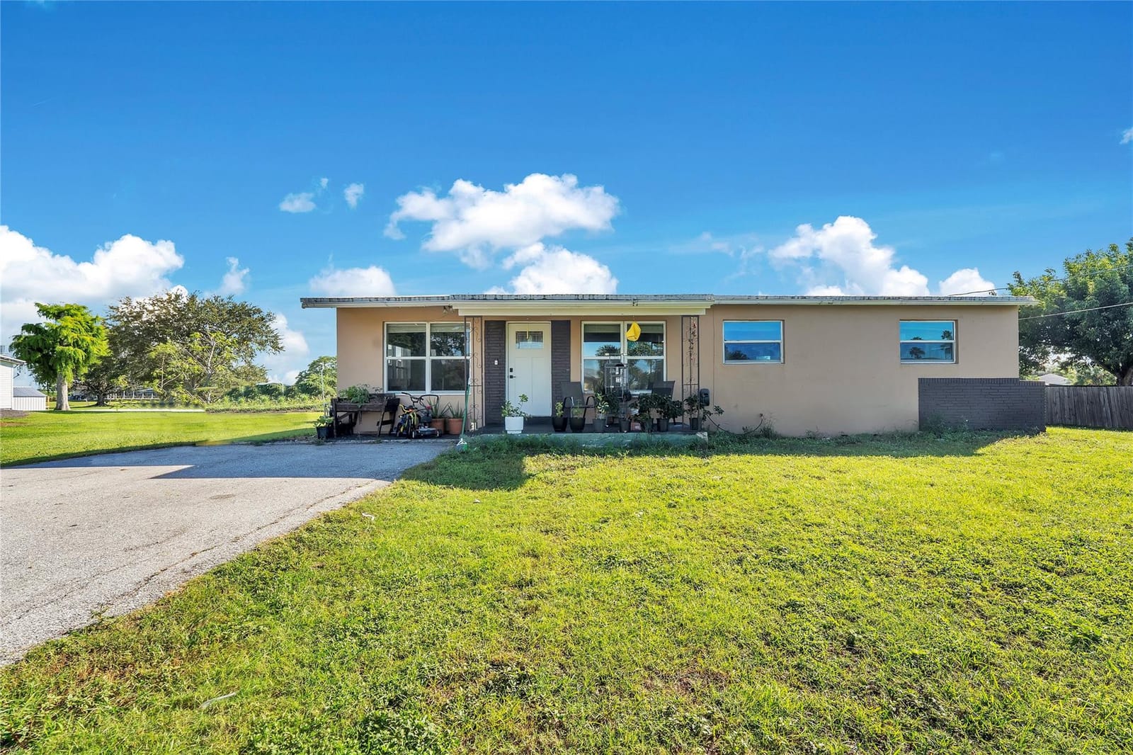 1808 SE Avenue J, Belle Glade, FL 33430
