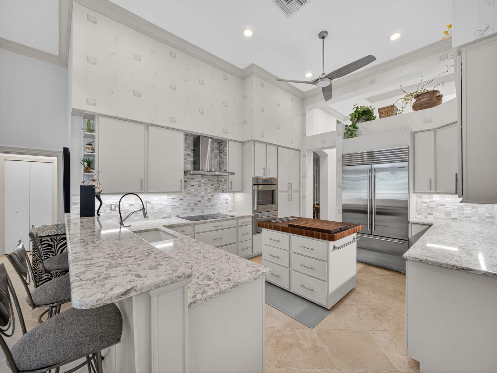 10316 Crosby Place — photo 4