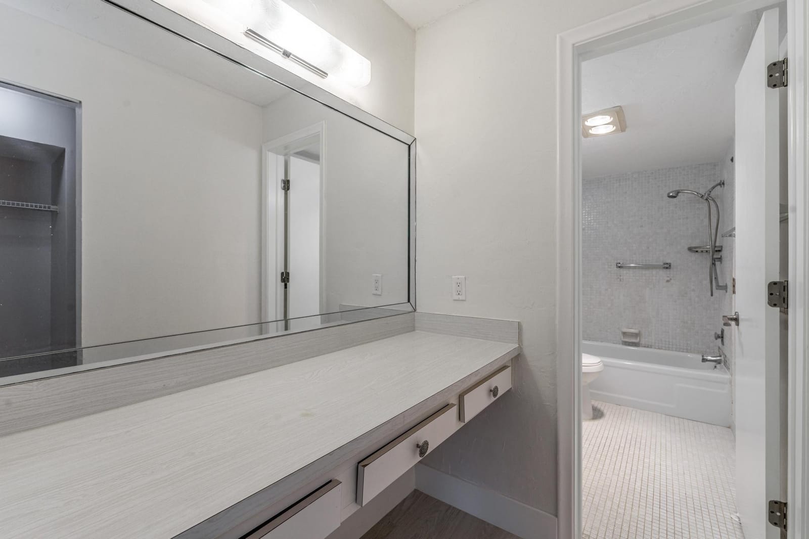 2551 Aragon Boulevard 406, Sunrise, FL 33322 photo 14