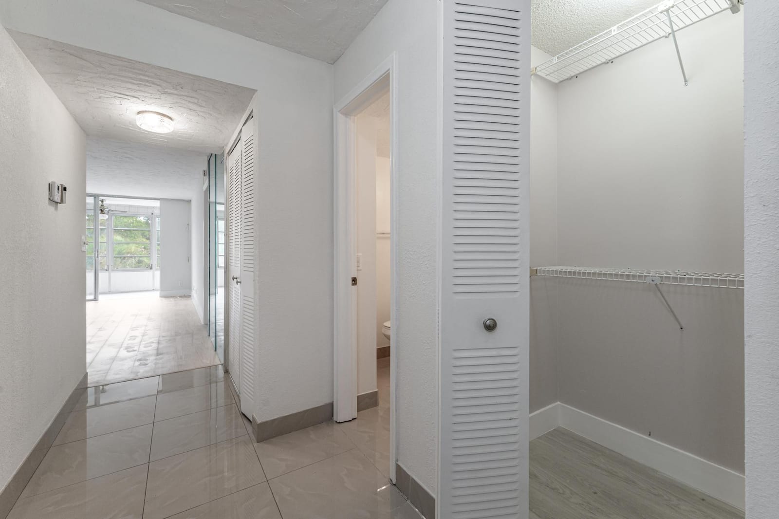 2551 Aragon Boulevard 406, Sunrise, FL 33322 photo 16