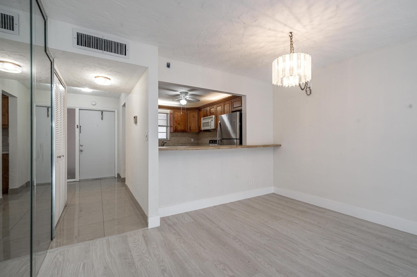2551 Aragon Boulevard 406 — photo 3