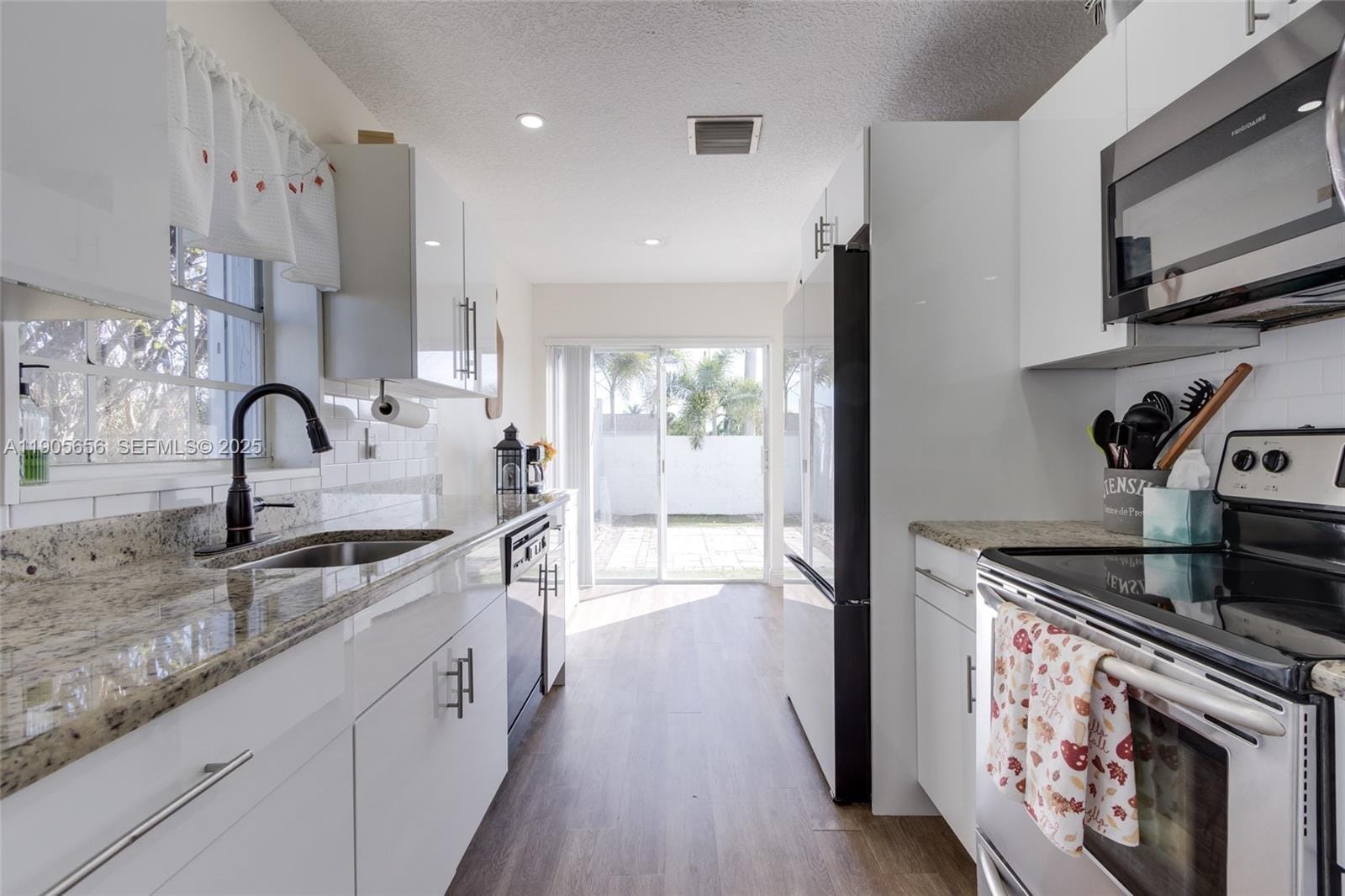 370 SE 2nd Avenue G1 — photo 4