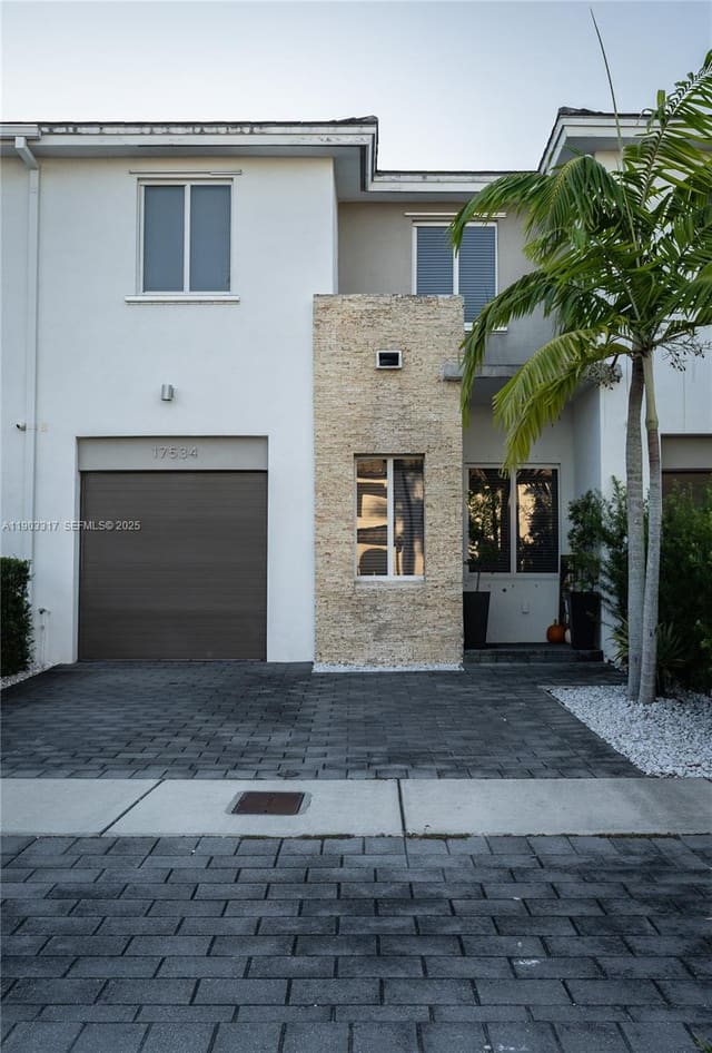 17534 SW 153rd Avenue, Miami, FL 33187
