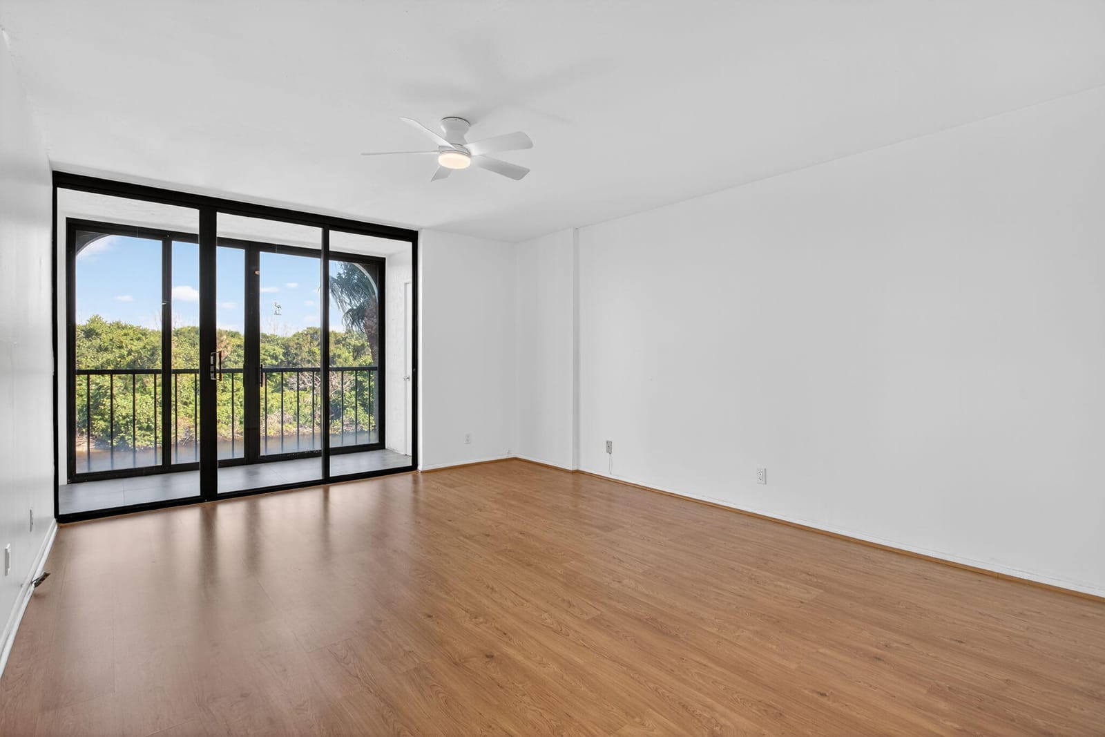 1631 Riverview Road 301, Deerfield Beach, FL 33441 photo 13