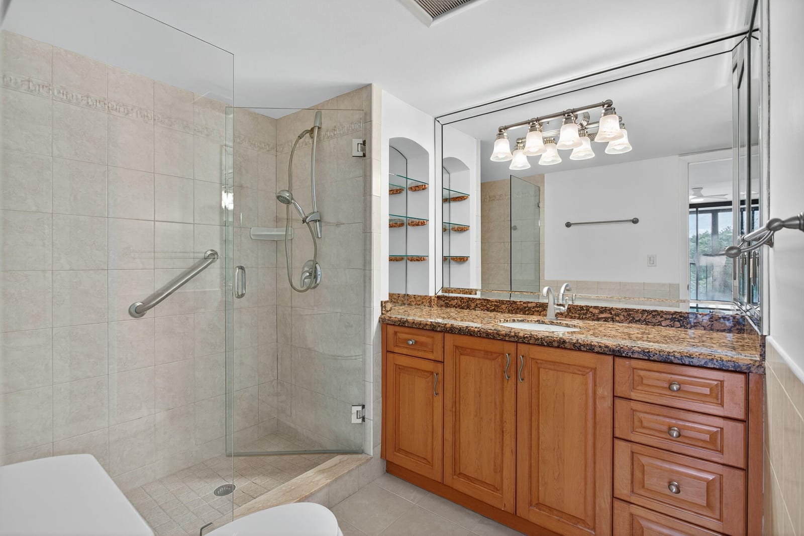 1631 Riverview Road 301, Deerfield Beach, FL 33441 photo 15