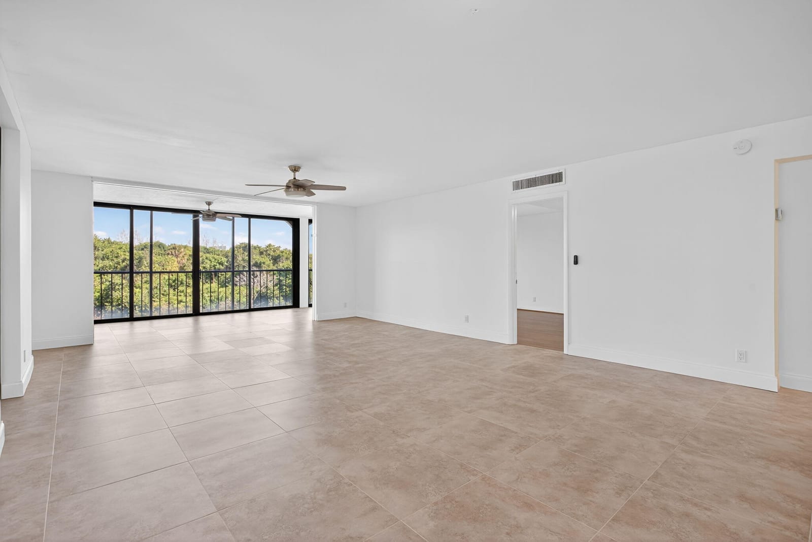 1631 Riverview Road 301, Deerfield Beach, FL 33441 photo 22