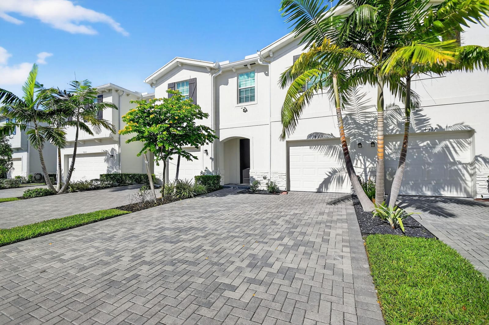 4319 Hammock Grove Drive, Lake Worth, FL 33467 photo 4
