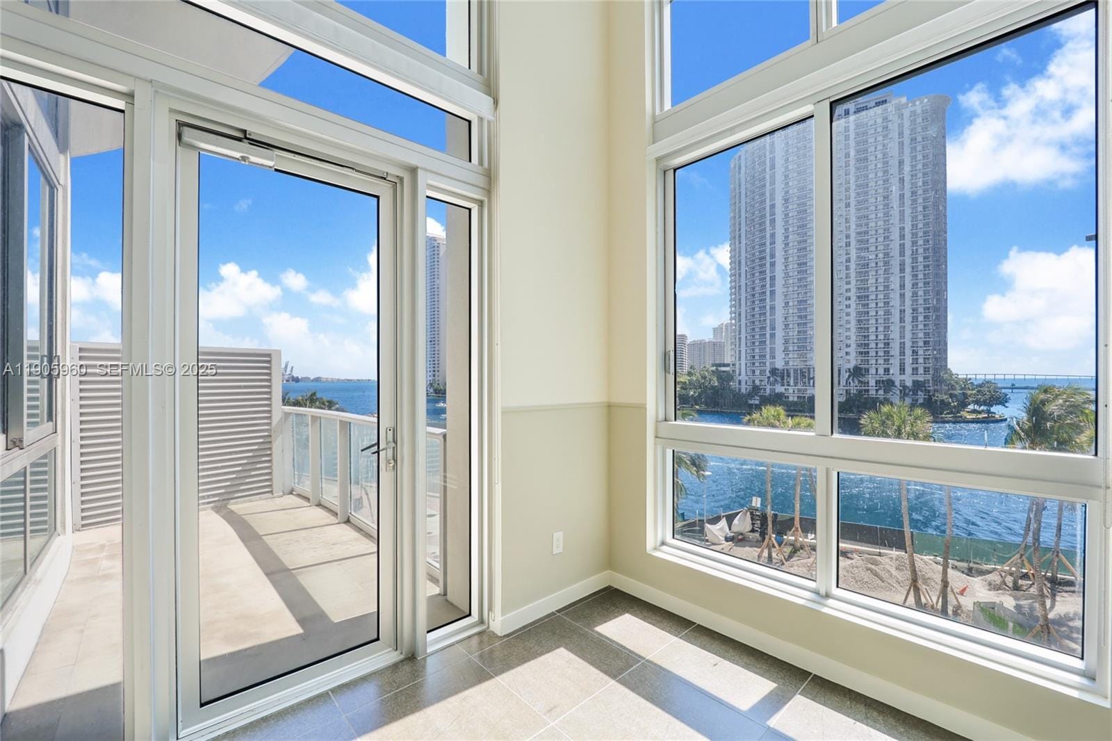 300 S Biscayne Boulevard L-414, Miami, FL 33131 photo 7