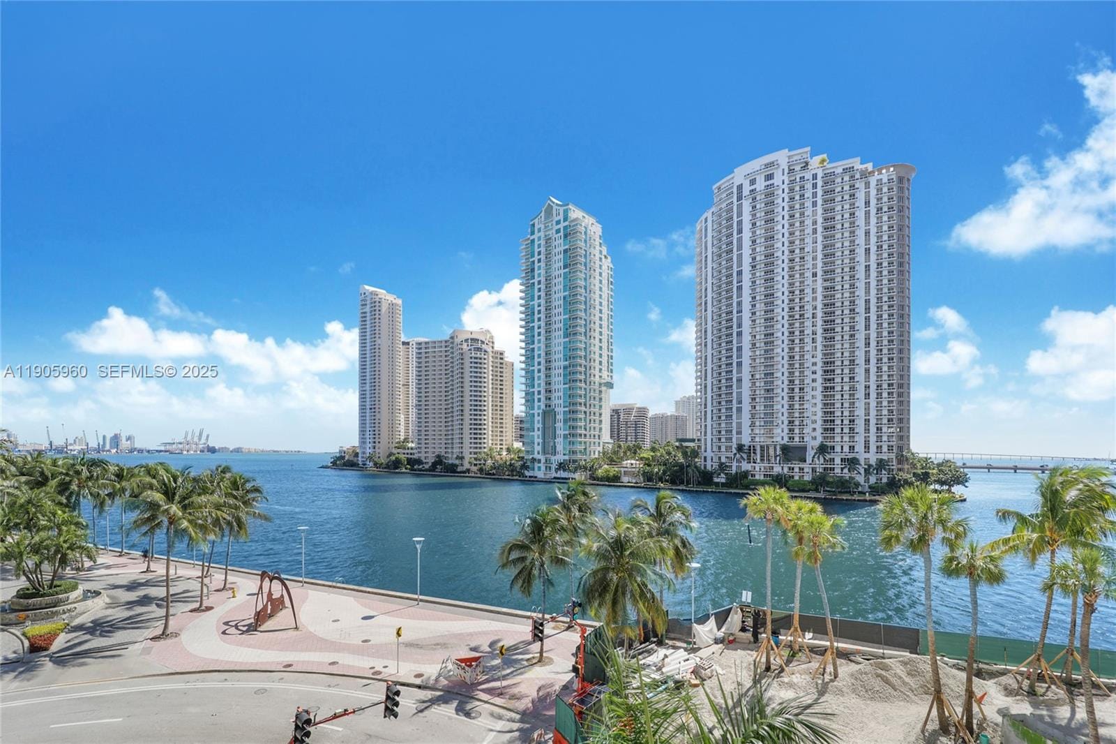 300 S Biscayne Boulevard L-414, Miami, FL 33131 photo 9
