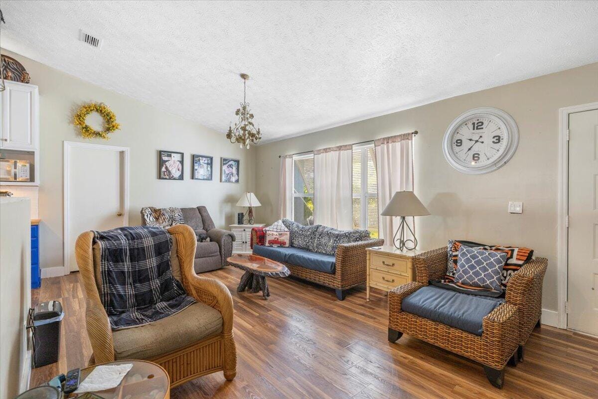 7008 Pacific Avenue — photo 6