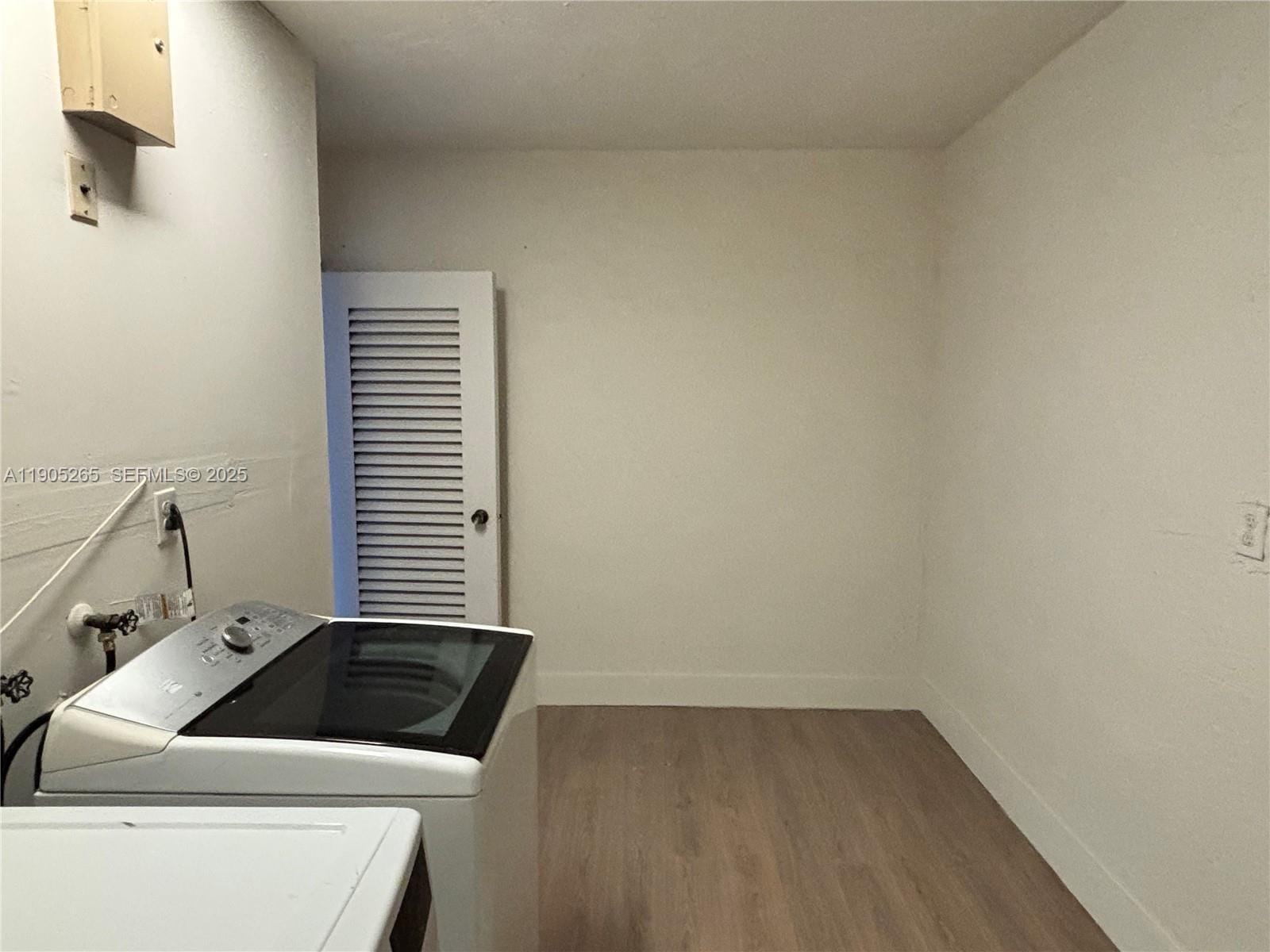461 Ives Dairy Road 402-2, Miami, FL 33179 photo 30