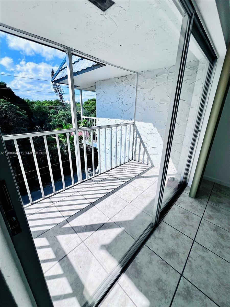 12290 NE 11th Court 305, North Miami, FL 33161 photo 17