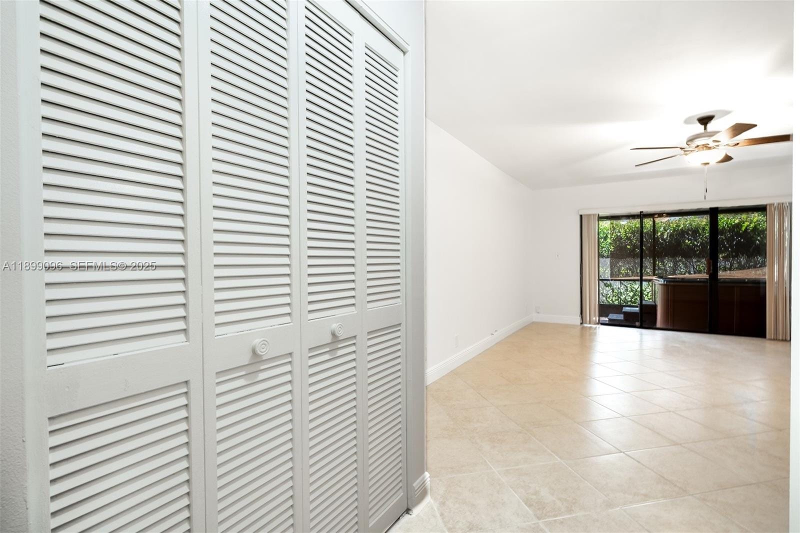 354 Lakeside Court 212, Sunrise, FL 33326 photo 13