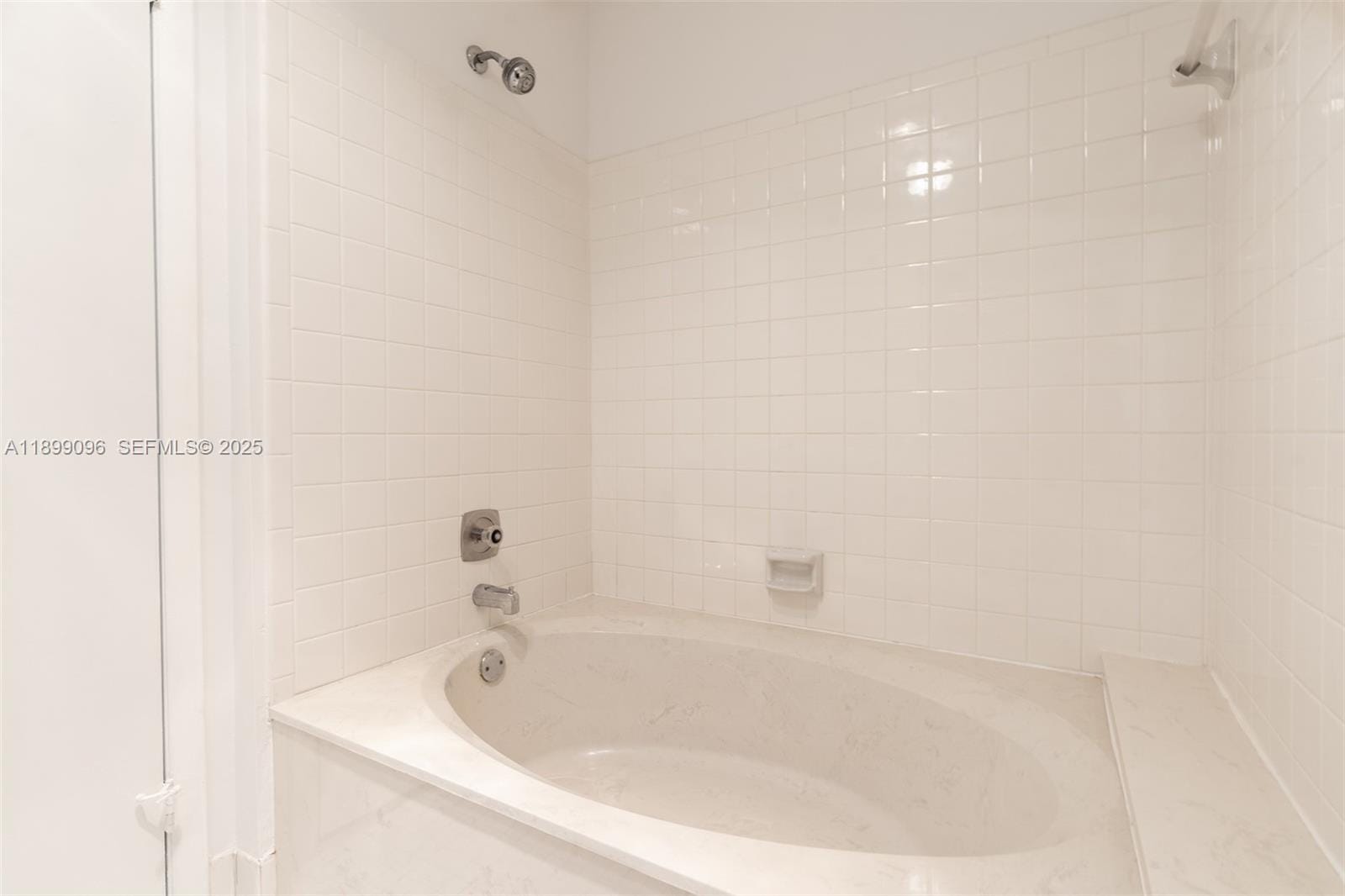 354 Lakeside Court 212, Sunrise, FL 33326 photo 15