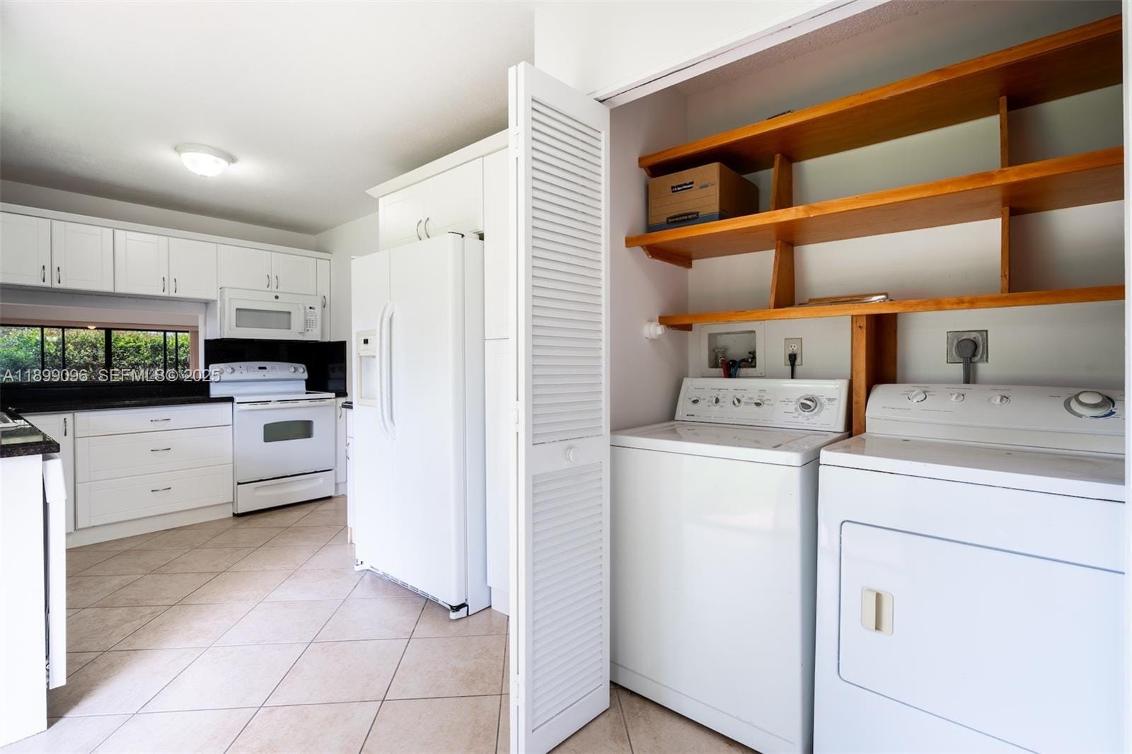 354 Lakeside Court 212, Sunrise, FL 33326 photo 26