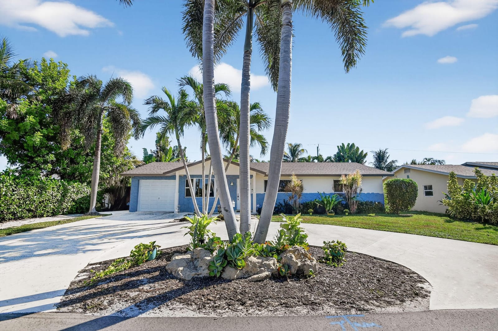 2630 SW 5th Street, Boynton Beach, FL 33435