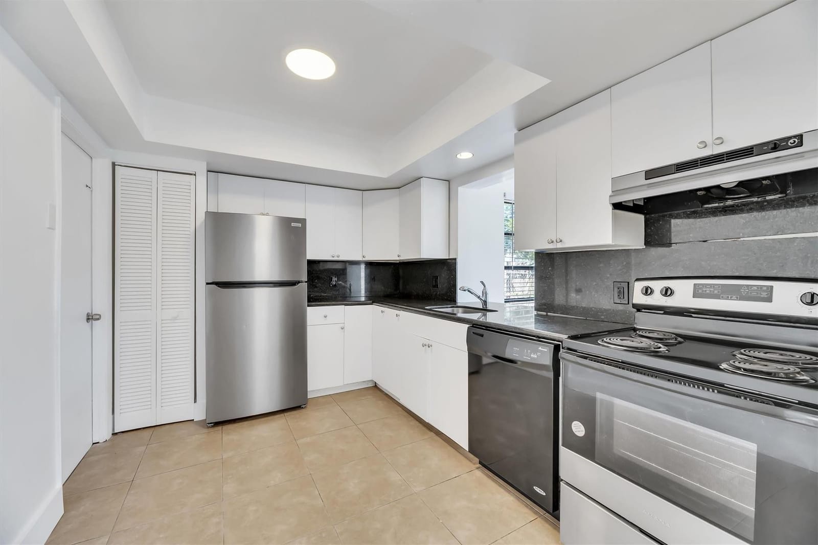 180 SW 78th Avenue, Margate, FL 33068 photo 14