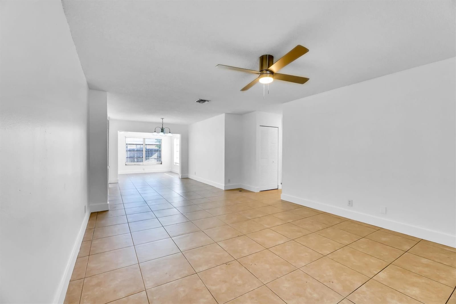 180 SW 78th Avenue, Margate, FL 33068 photo 4
