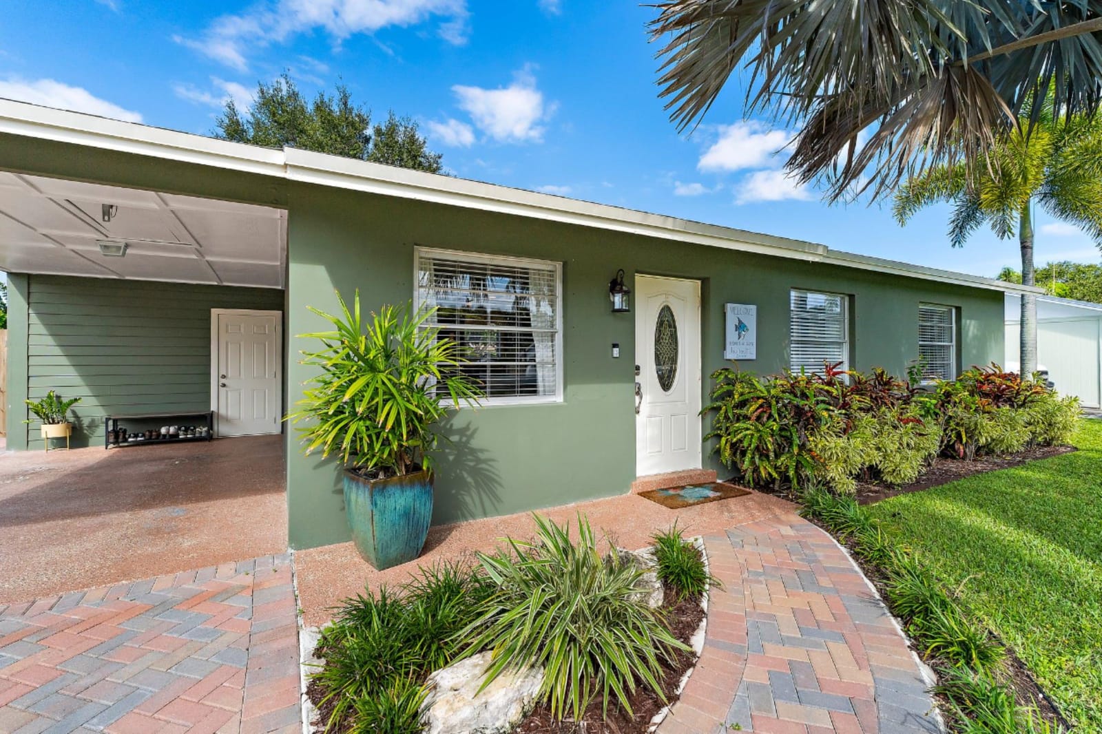 1009 Mohican Boulevard, Jupiter, FL 33458 photo 2