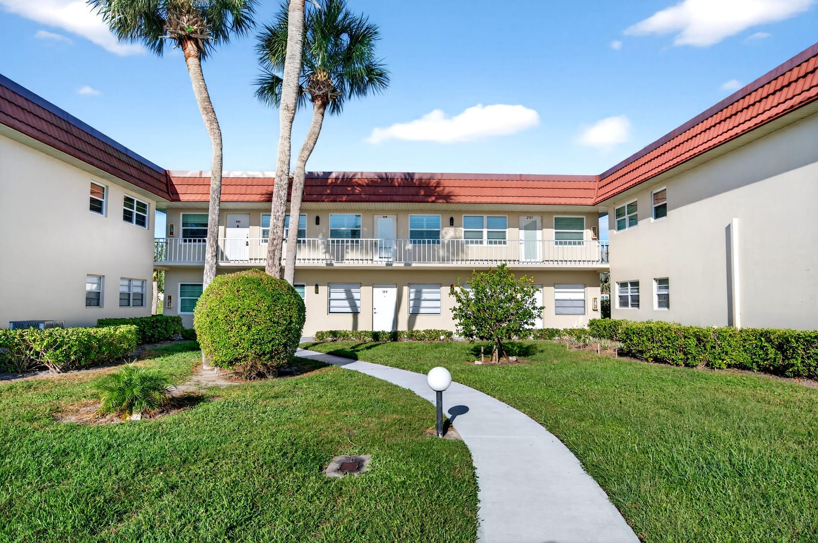108 Spring Lake Court 203, Vero Beach, FL 32962 photo 20