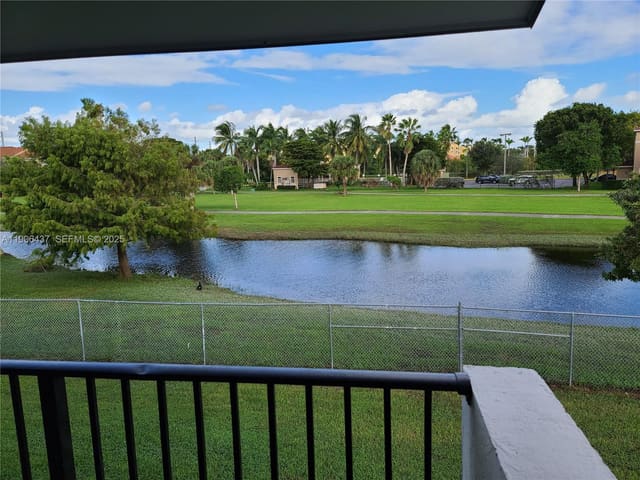 7195 NW 179th Street 212, sold in Villa Bellini Condo, Hialeah, FL
