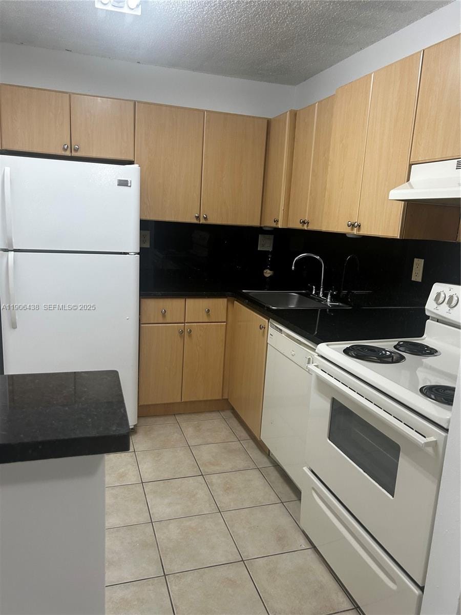 7110 NW 179th Street 110, Hialeah, FL 33015