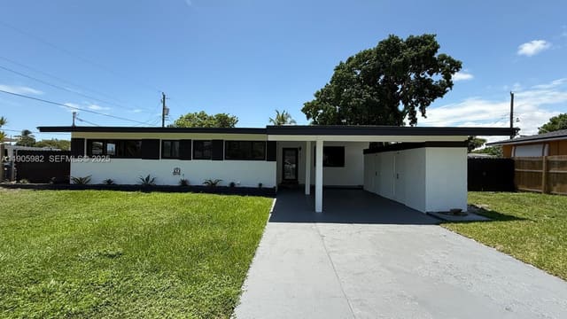 20 NW 197th Street, sold in Sierra 2nd Addn, Miami Gardens, FL