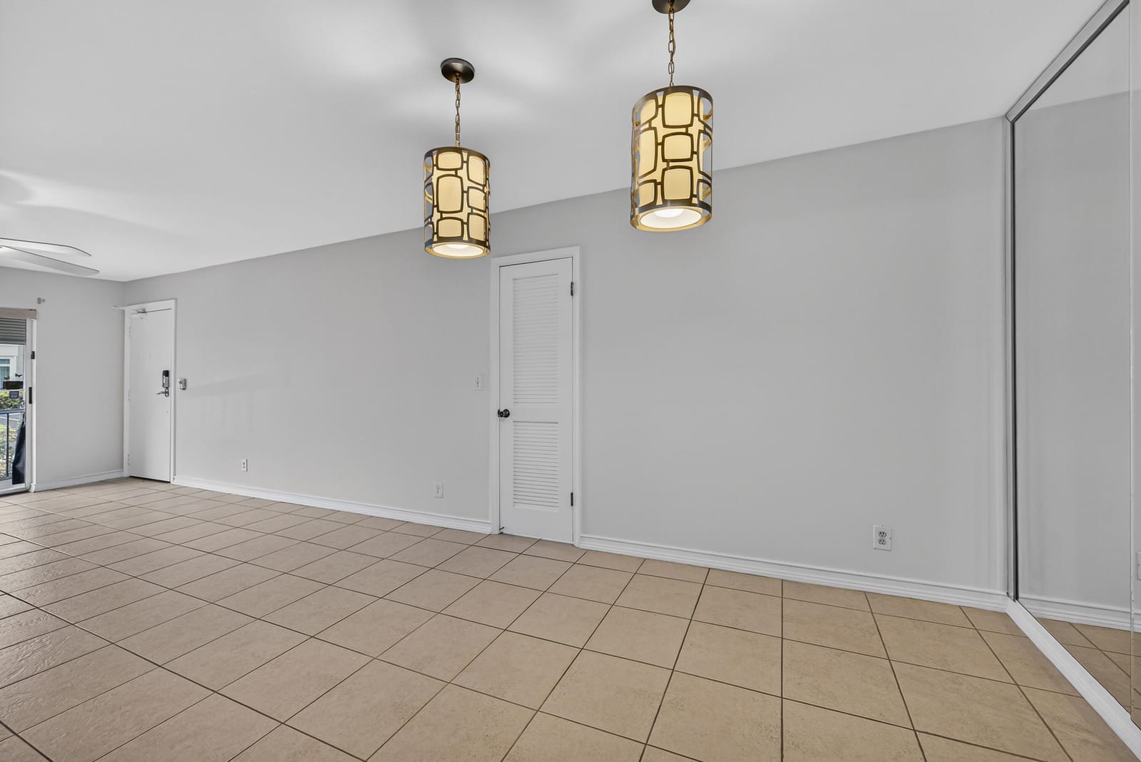 6521 Bay Club Drive 6521-2 — photo 8