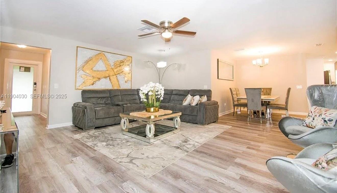 1504 Hallam Drive — photo 5