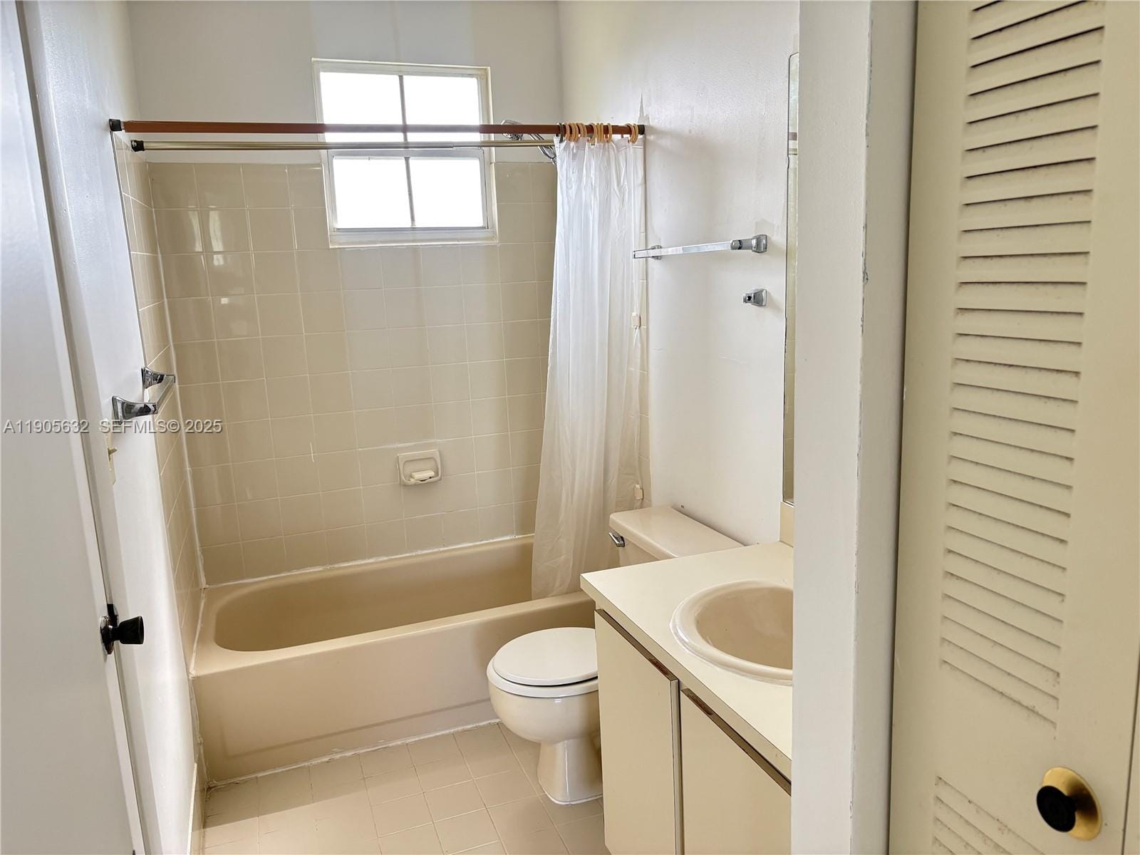 5916 Woodland Point Place, Tamarac, FL 33319 photo 14