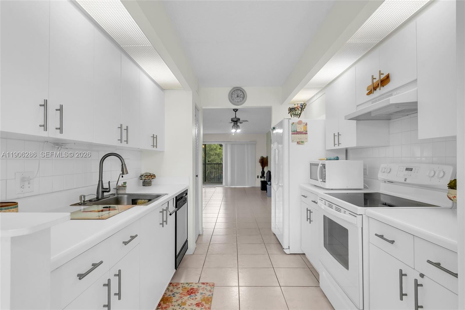 801 SW 138th Avenue 310E — photo 3
