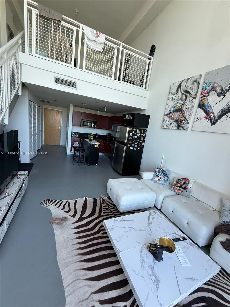 253 NE 2nd Street 632, Miami, FL 33132 photo 15