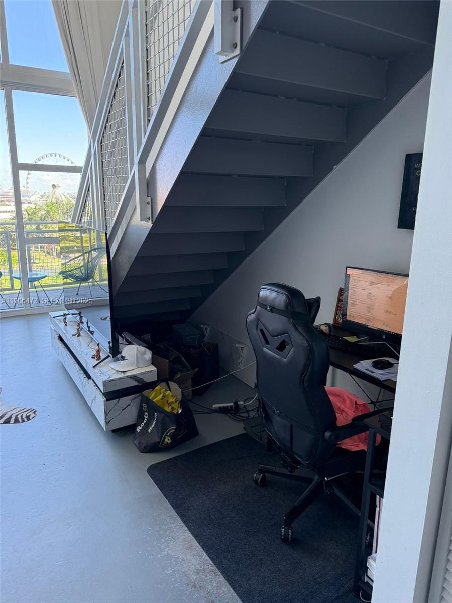 253 NE 2nd Street 632, Miami, FL 33132 photo 16