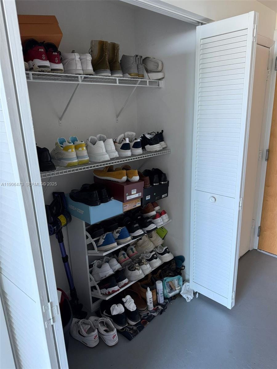 253 NE 2nd Street 632, Miami, FL 33132 photo 22