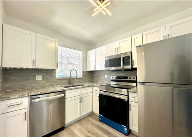 6750 Royal Palm Boulevard 110E, sold in Royal Park Gardens, Margate, FL