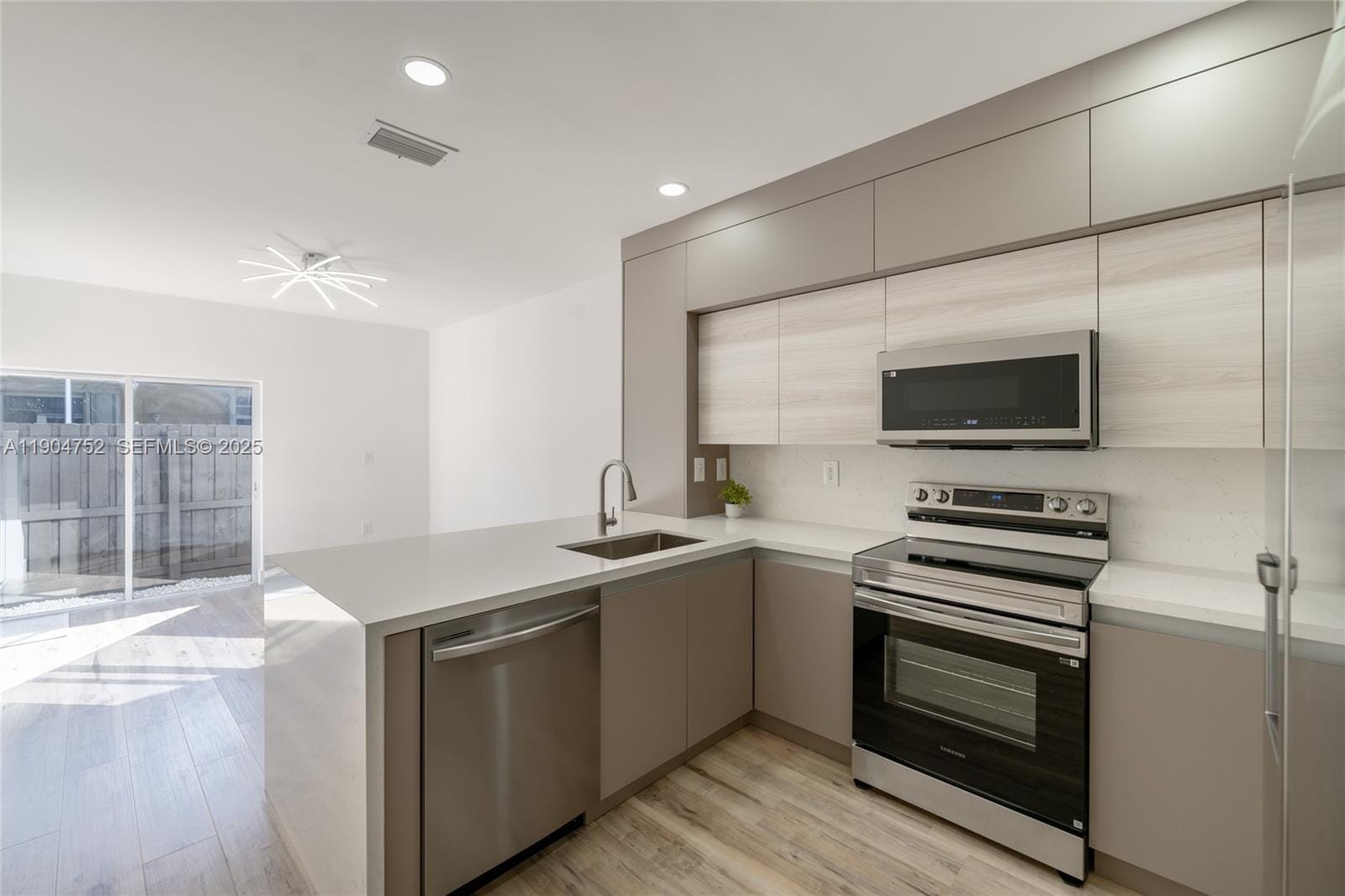 14231 SW 147th Place, Miami, FL 33196 photo 13
