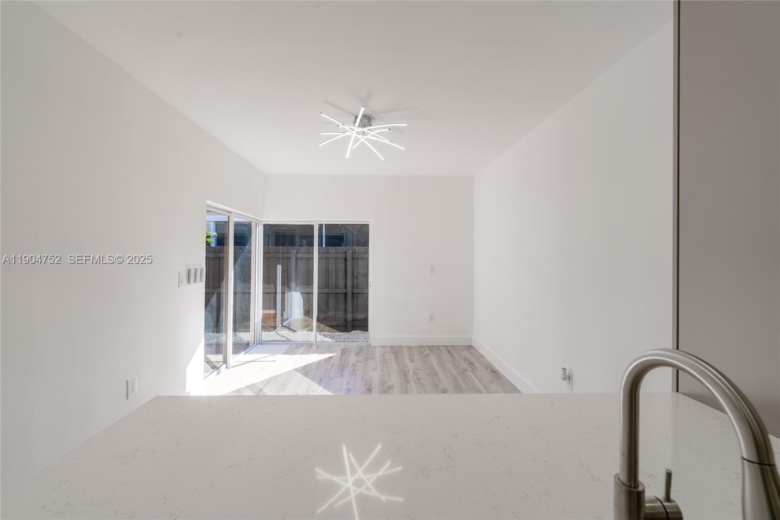 14231 SW 147th Place, Miami, FL 33196 photo 14