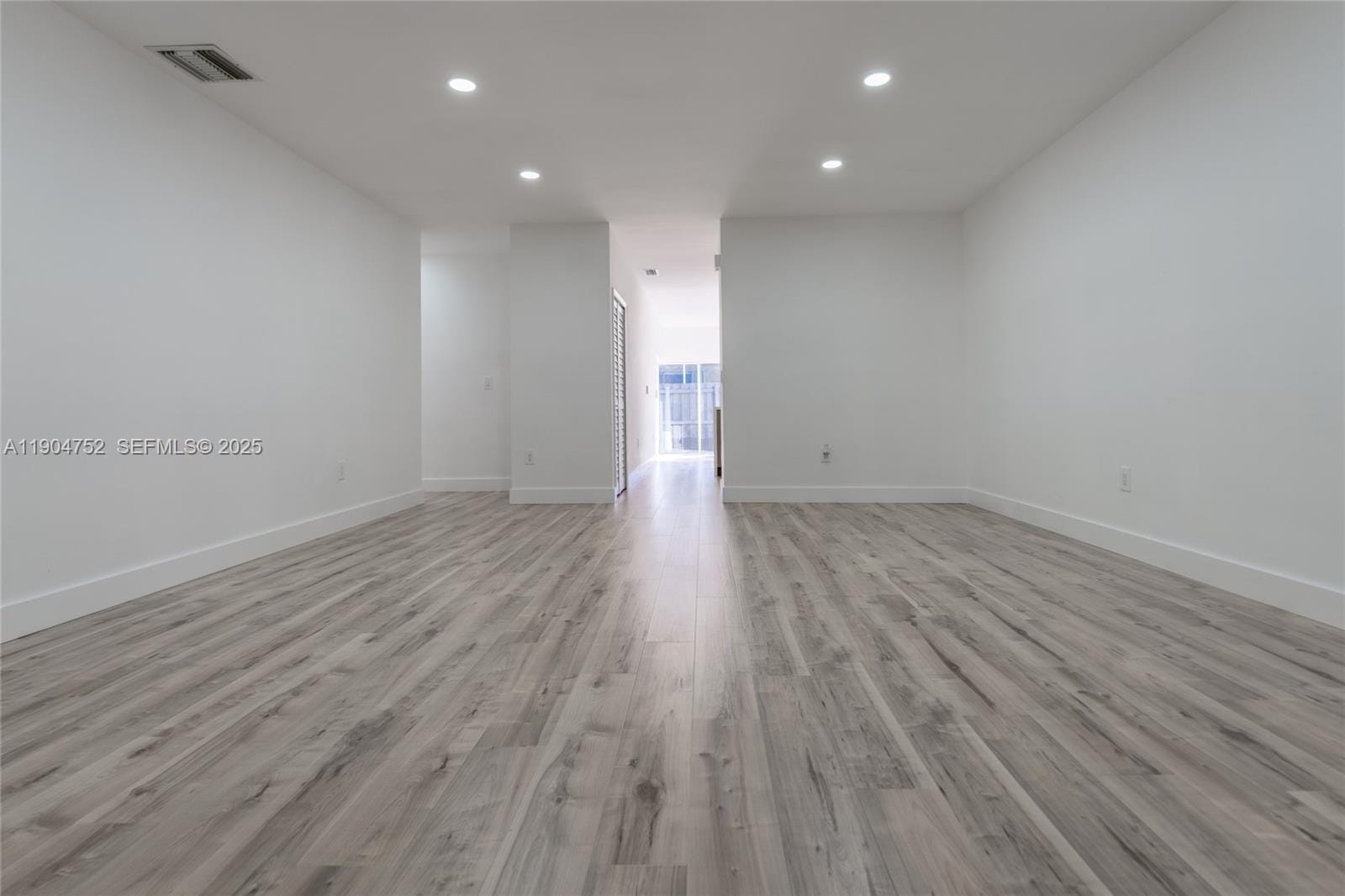 14231 SW 147th Place, Miami, FL 33196 photo 9