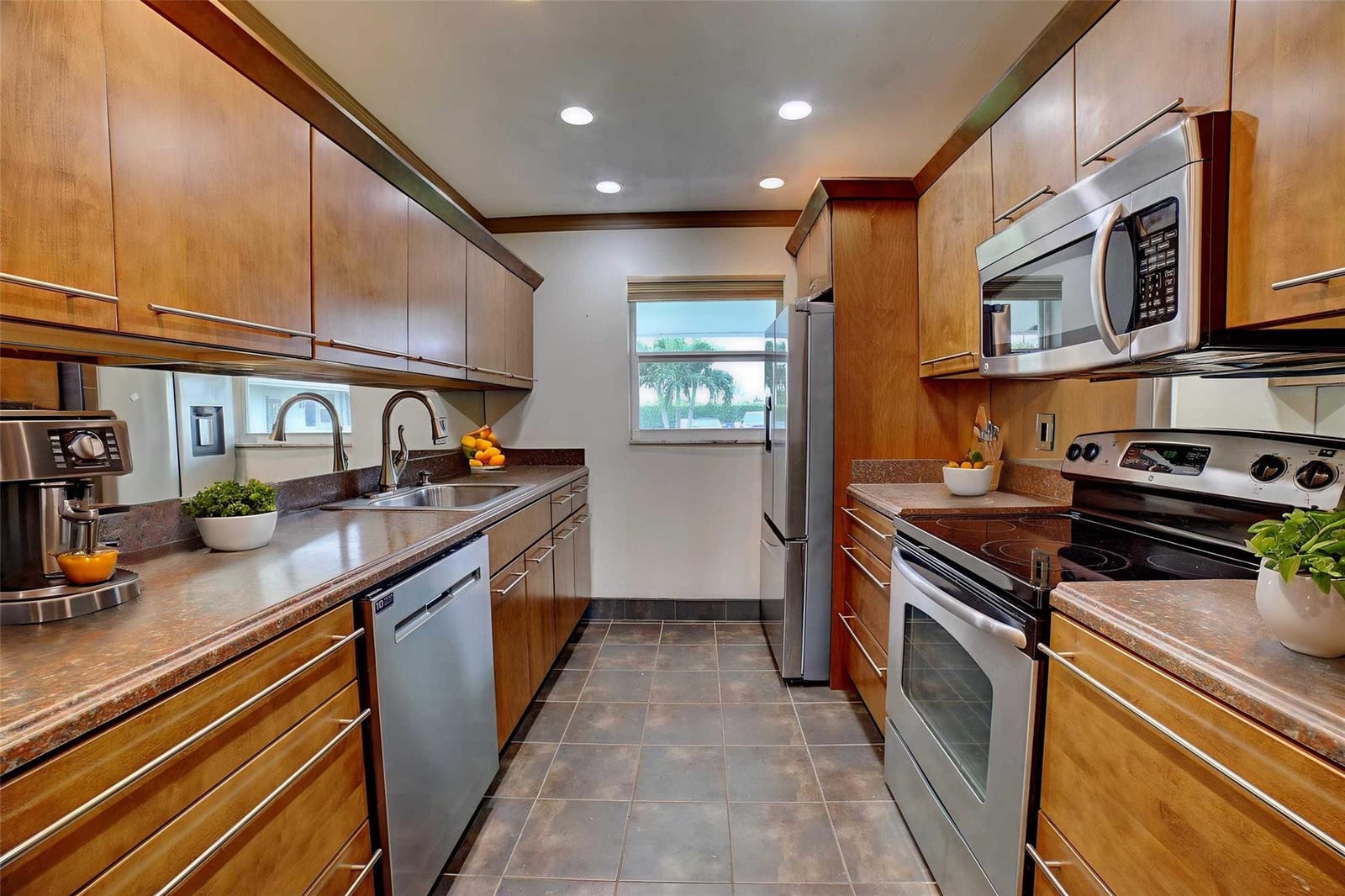 100 Golfview Terrace 114, Boynton Beach, FL 33426 photo 3