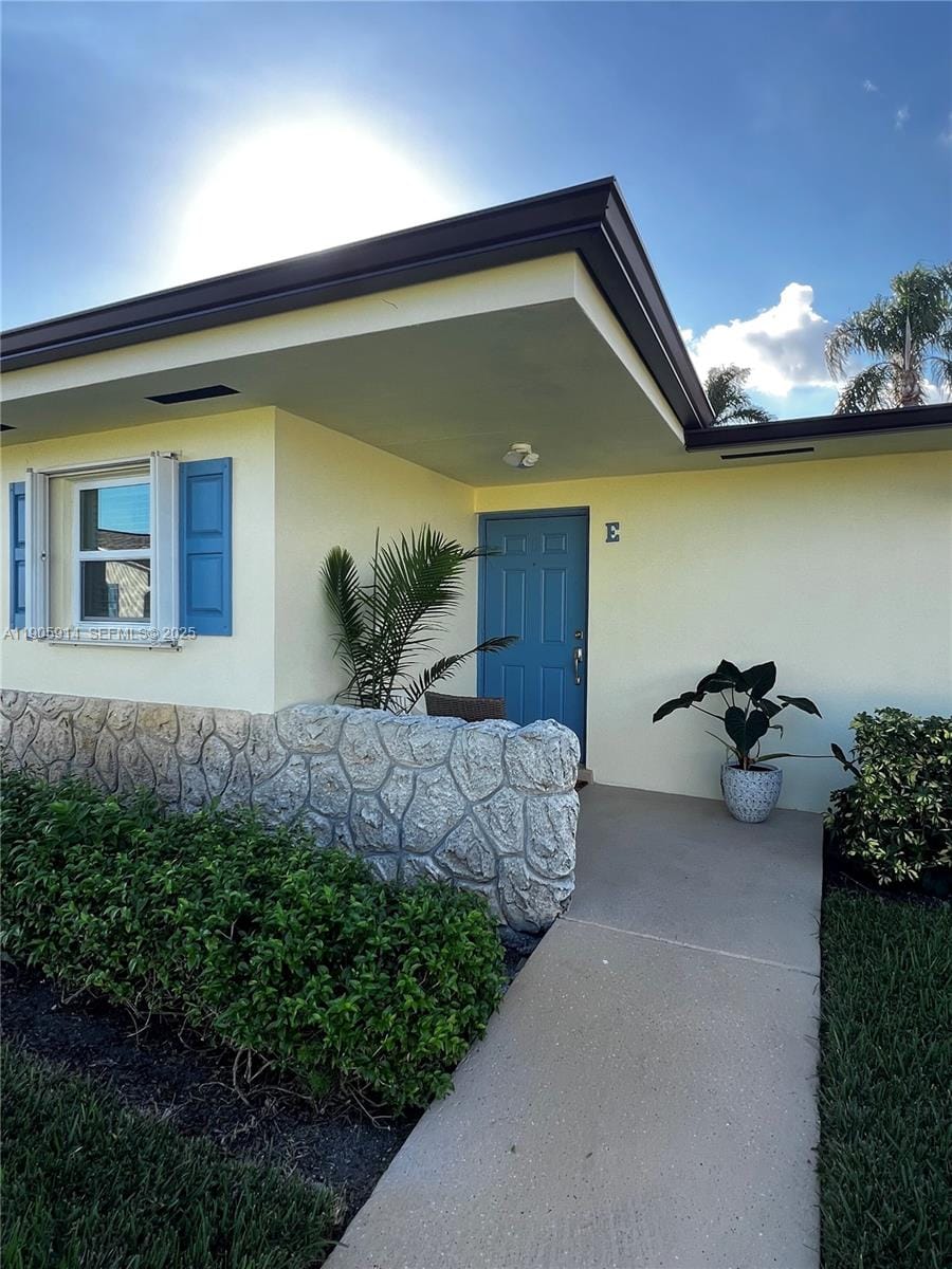 2844 Crosley Drive E E, West Palm Beach, FL 33415