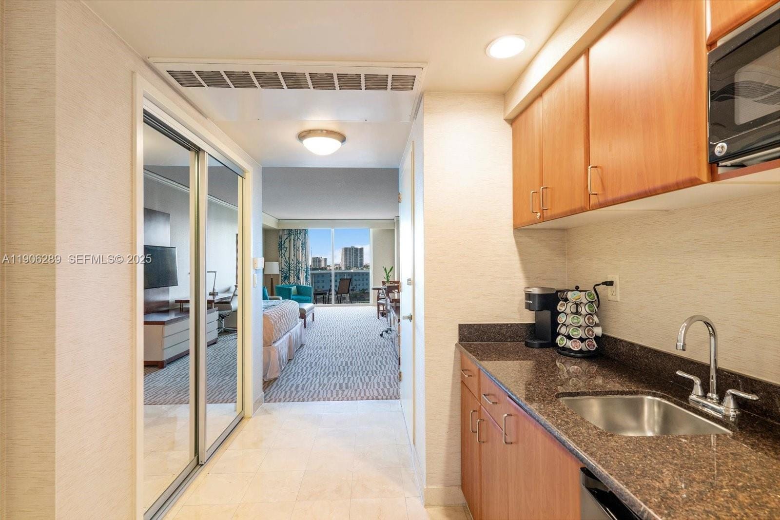 18001 Collins Avenue 502, Sunny Isles Beach, FL 33160 photo 6