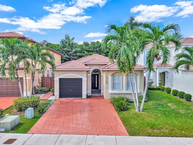 4366 NW 113th Place, sold in Balmoral Sub Phase I, Doral, FL