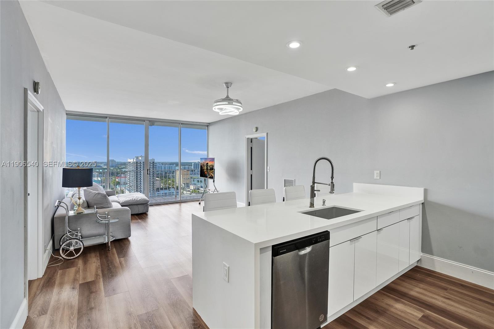7601 E Treasure Drive PH102, North Bay Village, FL 33141, North Bay Village