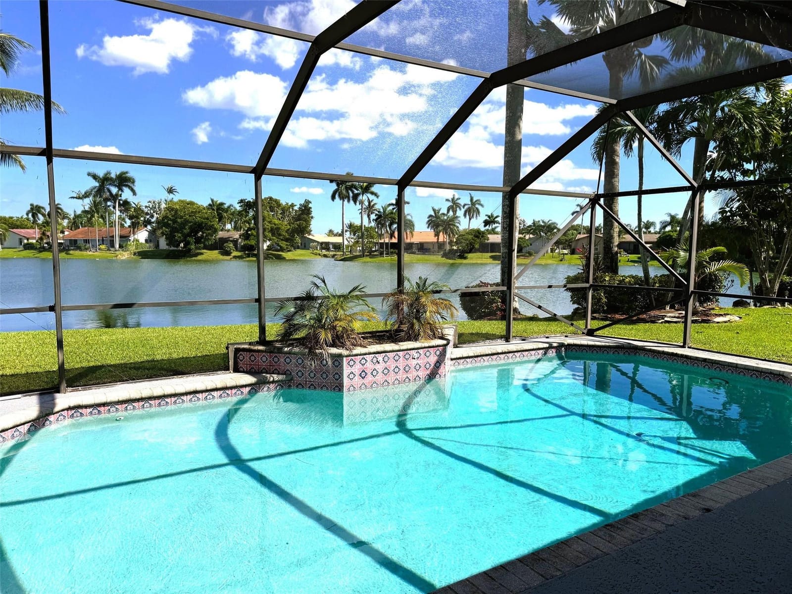 7807 Sunflower Drive, Margate, FL 33063 photo 16