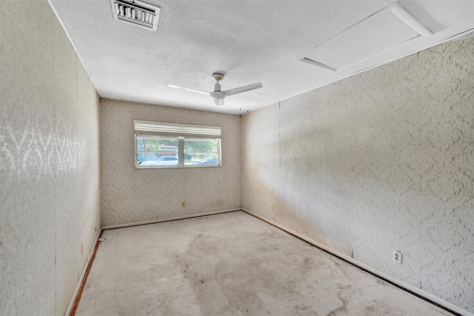 749 NW 36th Street — photo 12