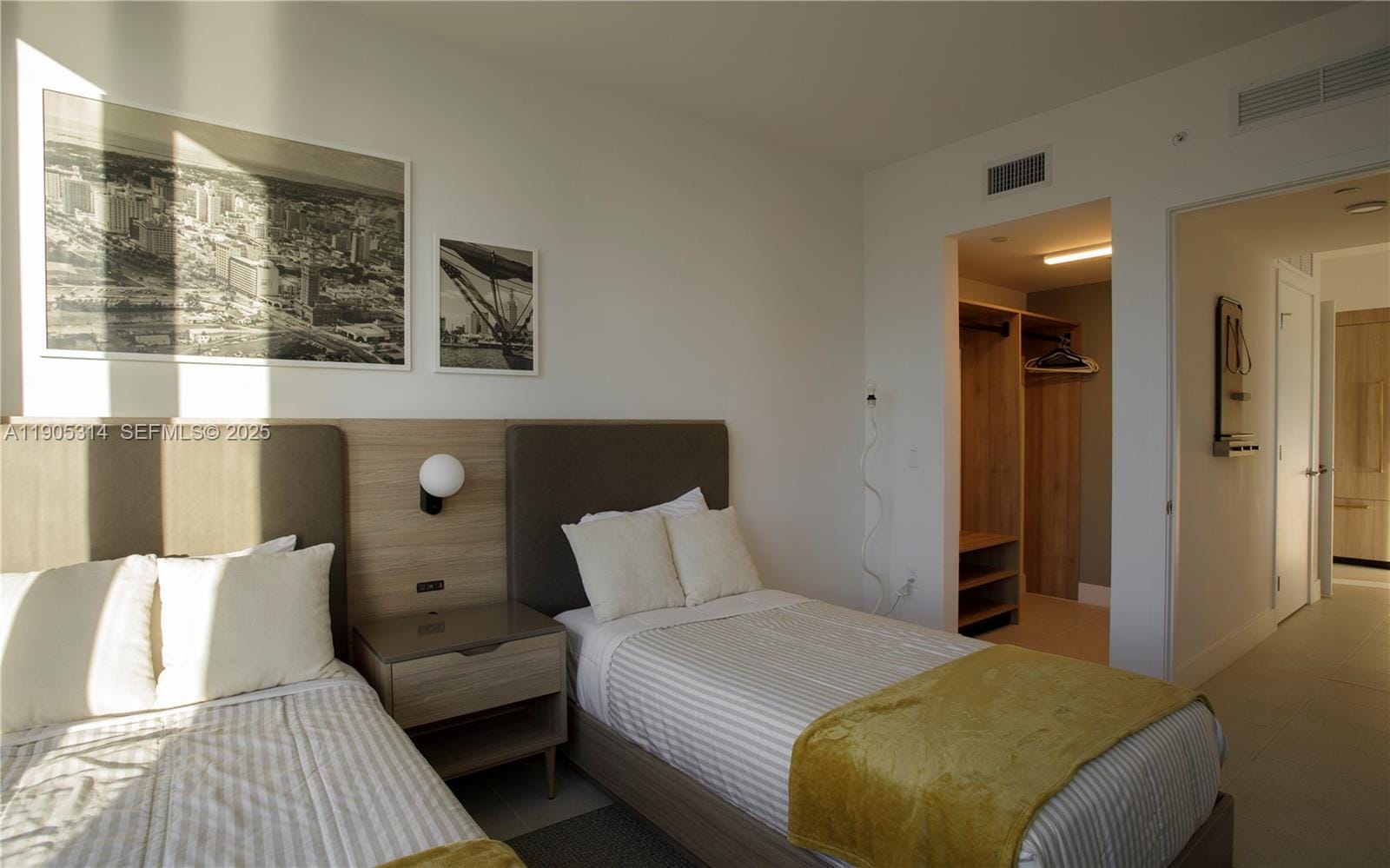 159 NE 6th Street 2816, Miami, FL 33132 photo 17