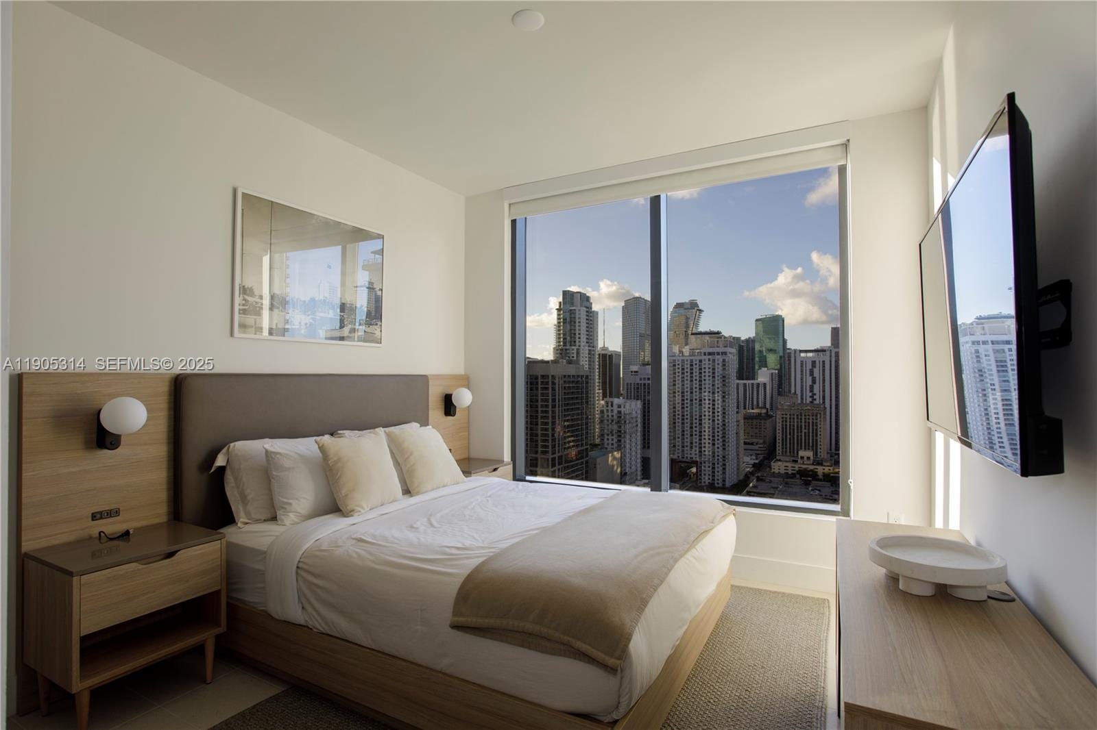 159 NE 6th Street 2816, Miami, FL 33132 photo 18